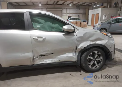 2022 Kia Sportage Lx z USA, uszkodzony, nr VIN KNDPM3AC8N7977267